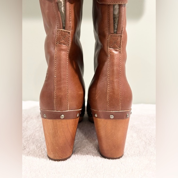 UGG Australia Leather Shearling Clog Boots Wooden Heel Platform Near New Size 8 - Picture 8 of 14